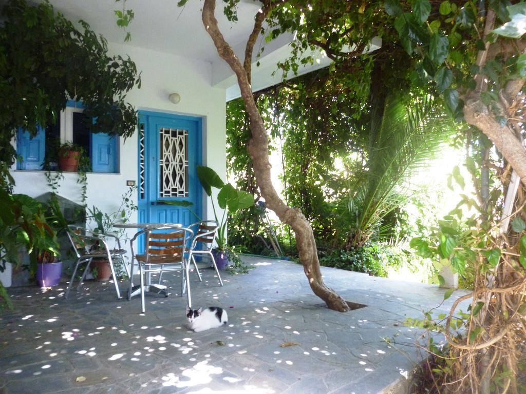 Apartment Apartments Jota Marathokampos